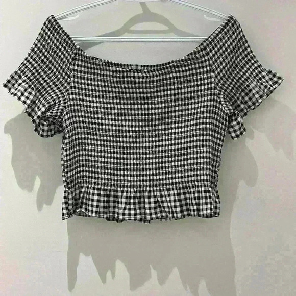 Torrid black and white gingham top off the shoulder size 1X - Picture 5 of 7
